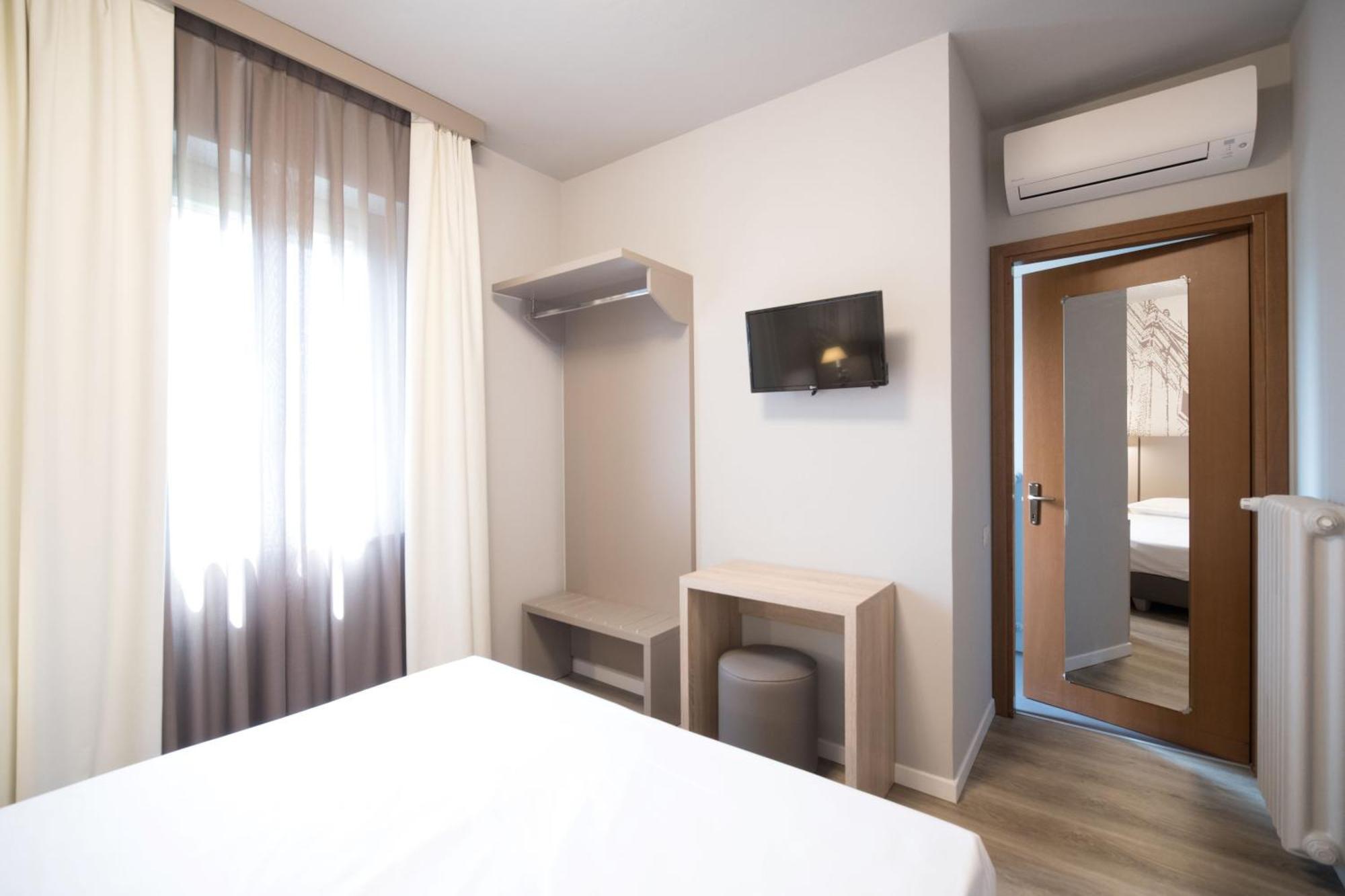 Al Santuario Di Fiorano Charming Hostel Фьорано-Моденезе Экстерьер фото