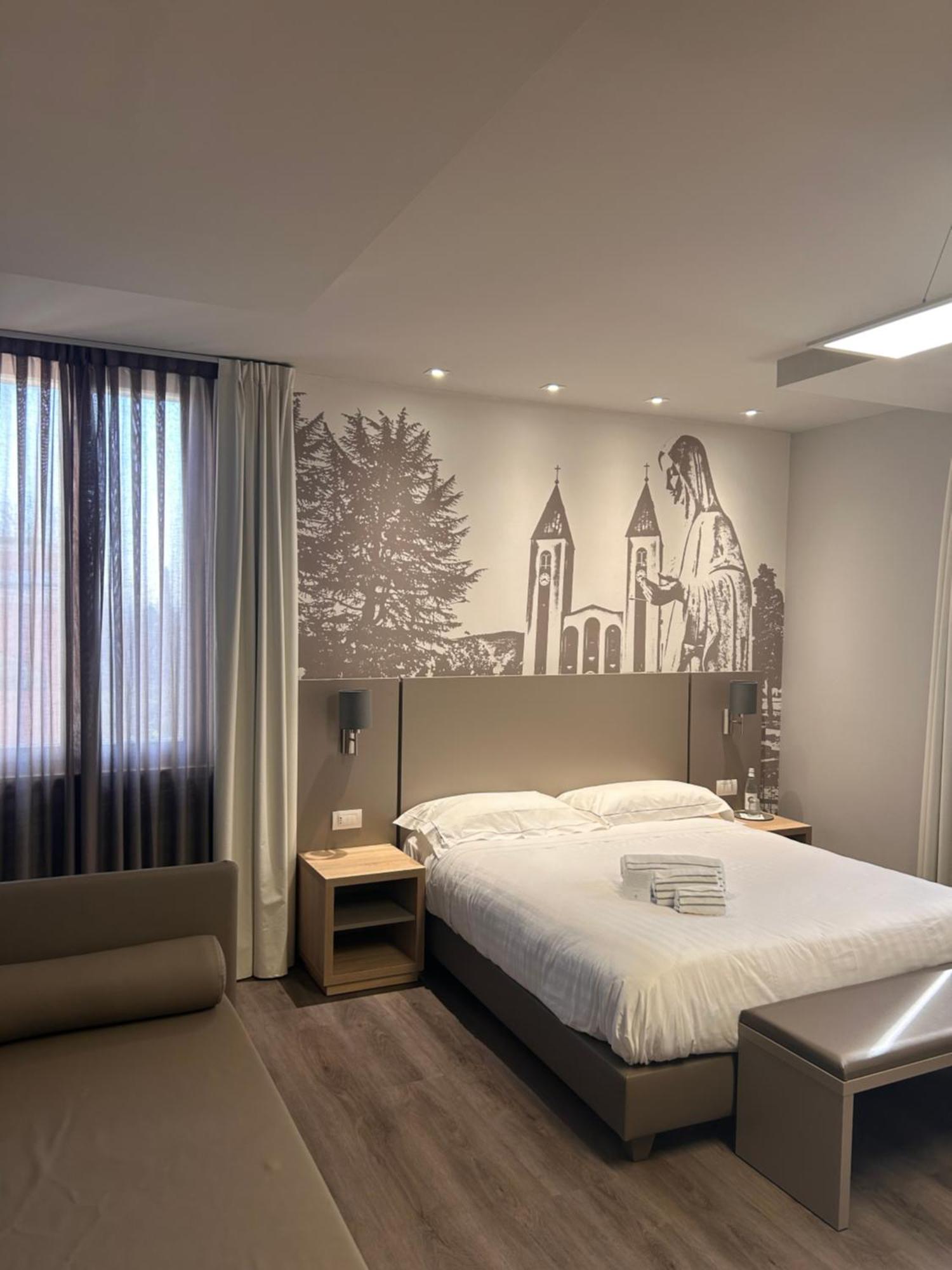 Al Santuario Di Fiorano Charming Hostel Фьорано-Моденезе Экстерьер фото