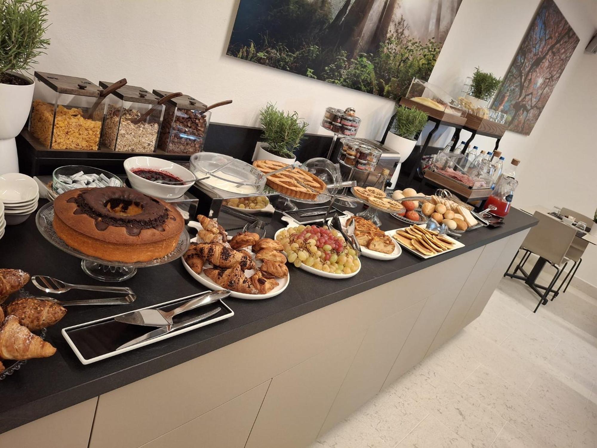 Al Santuario Di Fiorano Charming Hostel Фьорано-Моденезе Экстерьер фото